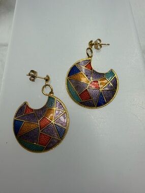 Cloisonné Geometric Gold pierced Earrings
